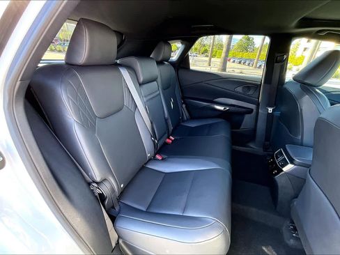 Used 2024 Lexus RX 350 FWD w/ Technology Package image 19