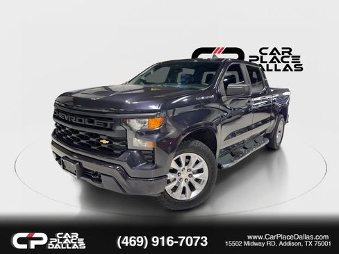 Used 2022 Chevrolet Silverado 1500 Custom RWD image 2