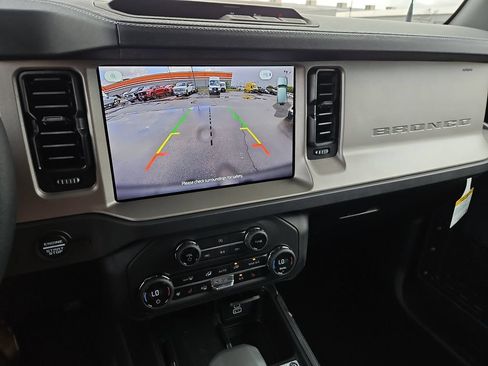 New 2026 Ford Bronco Outer Banks AWD/4WD image 24