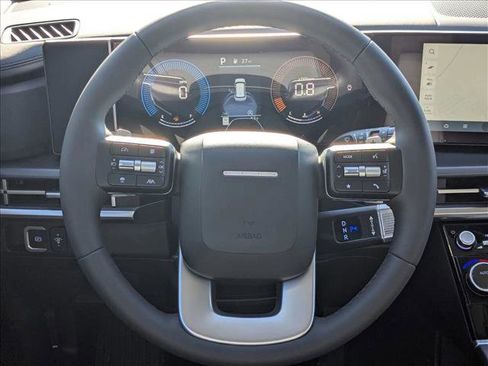 Used 2025 Hyundai Santa Fe XRT image 12