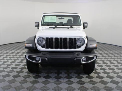 New 2026 Jeep Gladiator Sport image 25