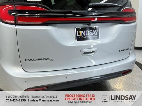 New 2026 Chrysler Pacifica Limited w/ S Appearance Package image 7