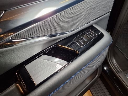 New 2026 Cadillac Escalade IQ Luxury 1 image 14