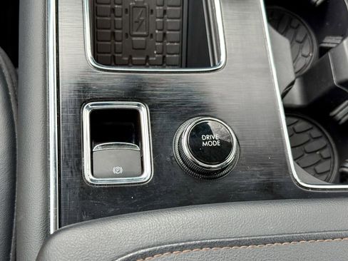 Used 2025 Lincoln Aviator AWD w/ Equipment Group 101A image 31