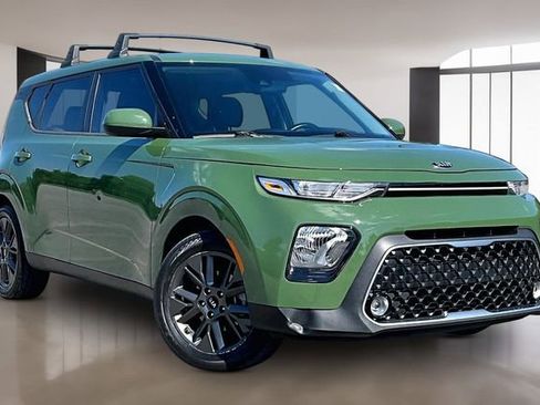 Used 2021 Kia Soul EX FWD image 3
