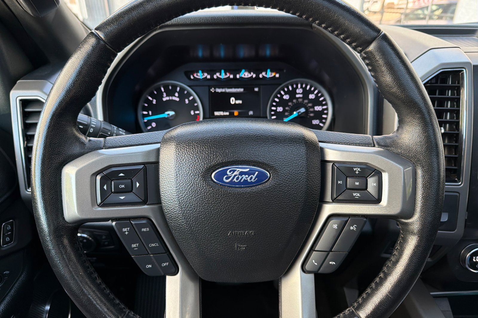 Used 2021 Ford Expedition XLT RWD image 24