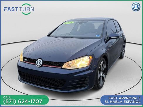 Used 2015 Volkswagen Golf S image 1
