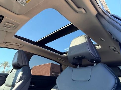 Used 2024 Nissan Ariya FWD image 16