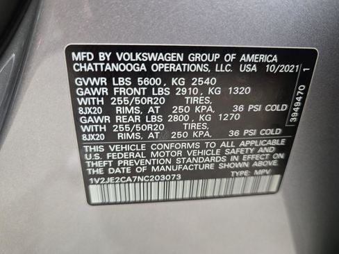 Used 2022 Volkswagen Atlas Cross Sport SE FWD image 33