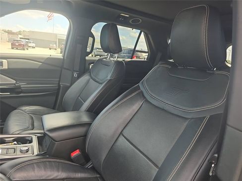 Used 2021 Ford Explorer ST w/ Equipment Group 401A AWD/4WD image 16