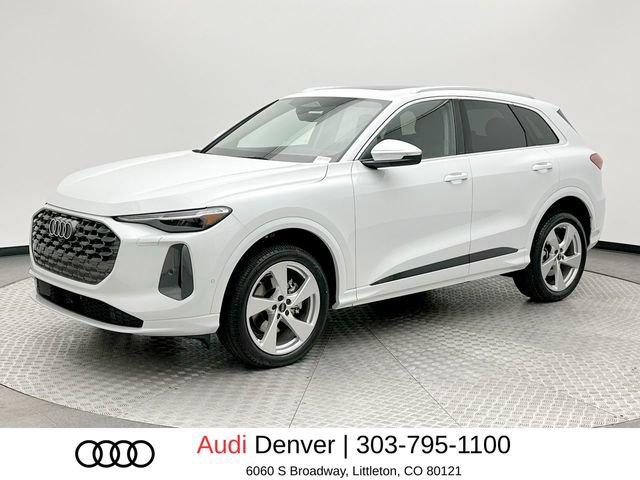Used 2025 Audi Q5 Premium Plus w/ Premium Plus AWD/4WD image 1