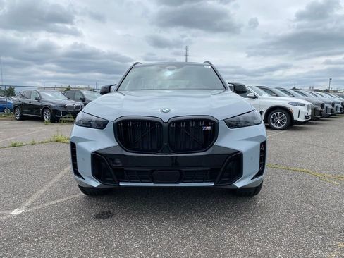 New 2026 BMW X5 M60i image 2