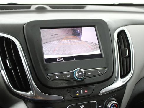 Used 2022 Chevrolet Equinox LT image 32