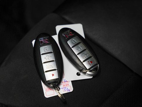 Used 2014 Nissan GT-R Premium AWD/4WD image 49