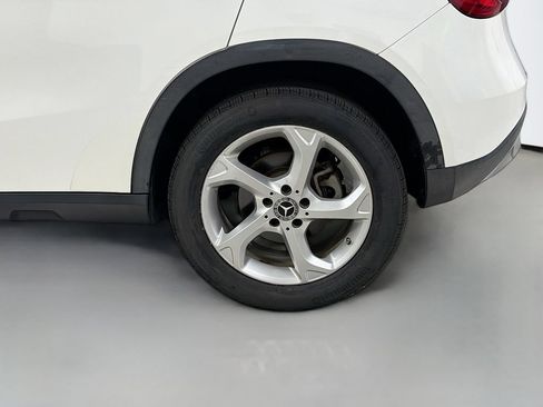Certified 2020 Mercedes-Benz GLA 250 image 31