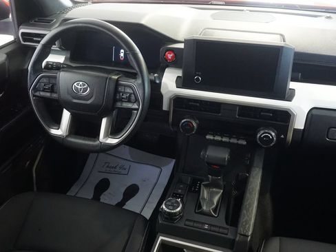 Certified 2024 Toyota Tacoma TRD Off-Road AWD/4WD image 26