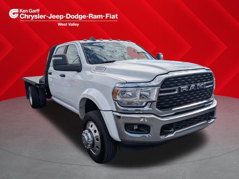 Used 2024 RAM 5500 SLT w/ Quick Order Package 2YG SLT AWD/4WD image 1