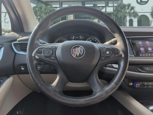 Used 2020 Buick Enclave Essence FWD image 13