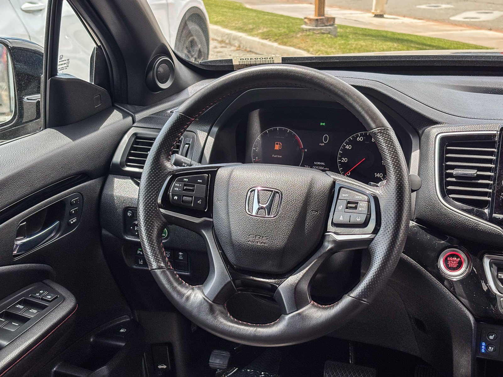 Certified 2025 Honda Ridgeline Black Edition image 19
