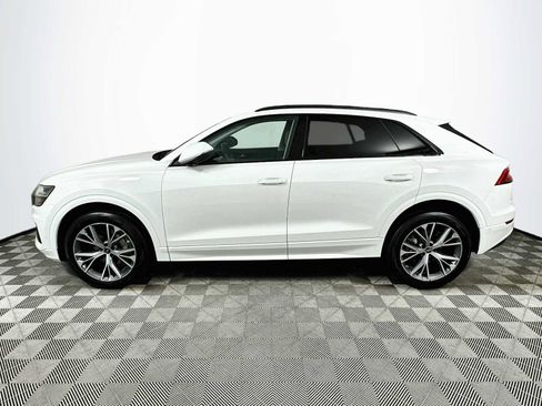 Certified 2023 Audi Q8 Premium w/ Convenience Package AWD/4WD image 4