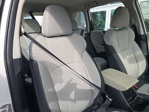 Used 2021 Subaru Forester image 33