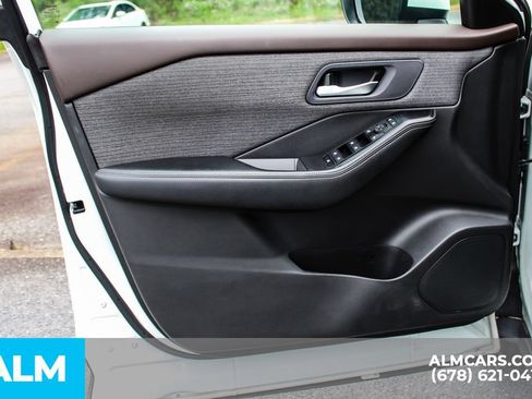 Used 2023 Nissan Rogue SV AWD/4WD image 37