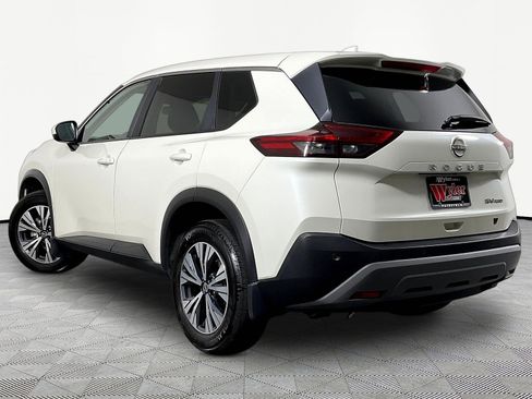 Used 2023 Nissan Rogue SV AWD/4WD image 4