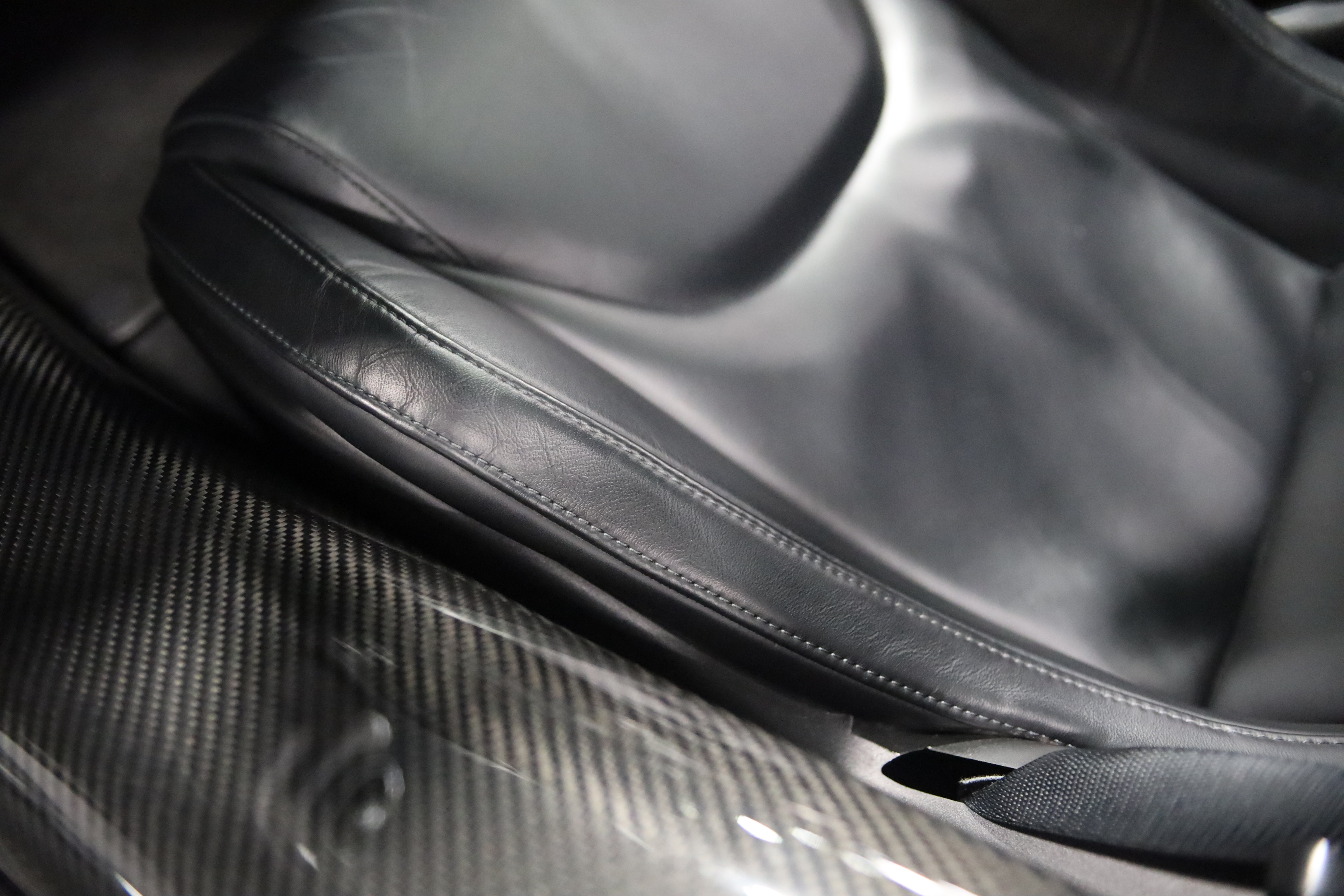 Used 2023 McLaren GT RWD image 20