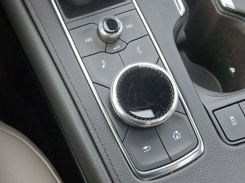 Certified 2022 Cadillac XT4 Luxury w/ Cold Weather Package image 28