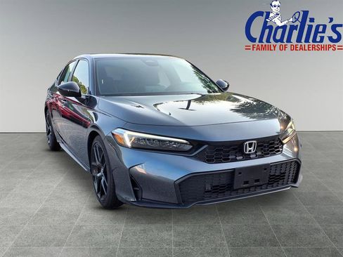 Used 2025 Honda Civic Sport image 3
