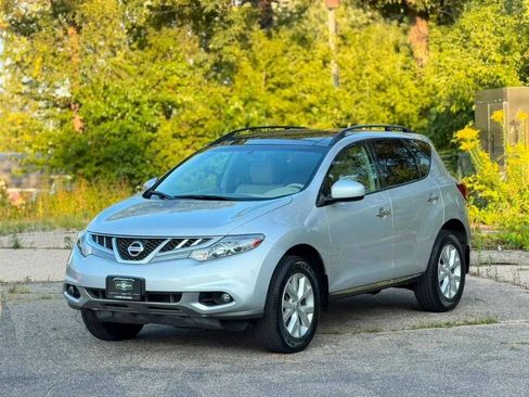 Used 2012 Nissan Murano SV AWD/4WD image 3