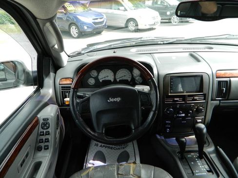 Used 2002 Jeep Grand Cherokee Overland AWD/4WD image 15