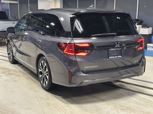 New 2026 Honda Odyssey Elite image 7