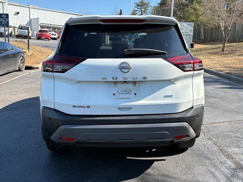 Certified 2023 Nissan Rogue S image 5