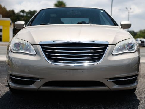 Used 2013 Chrysler 200 Touring w/ Cold Weather Group FWD image 20