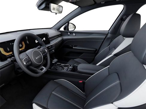 New 2026 Kia K5 GT-Line image 17