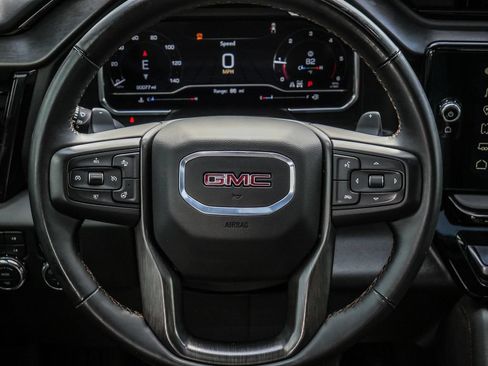 Used 2024 GMC Sierra 1500 AT4 w/ Technology Package AWD/4WD image 28
