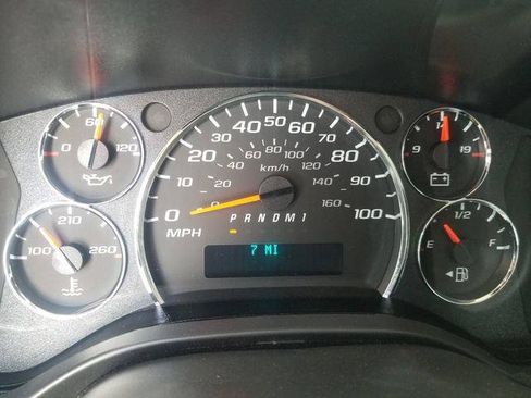New 2026 Chevrolet Express 2500 w/ Driver Convenience Package RWD image 16