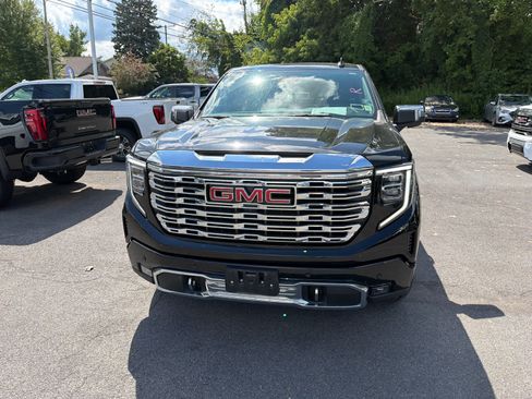 Used 2024 GMC Sierra 1500 Denali AWD/4WD image 1