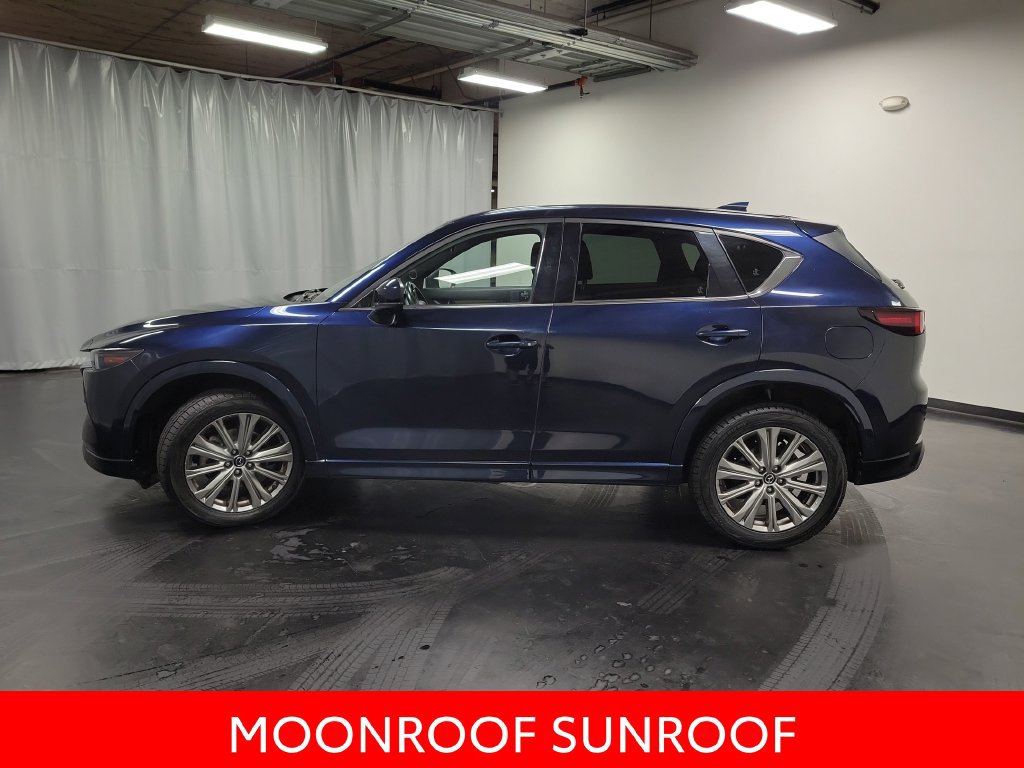 Used 2023 MAZDA CX-5 Signature AWD/4WD image 5
