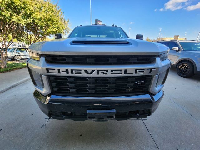 Used 2021 Chevrolet Silverado 2500 Custom w/ Custom Value Package AWD/4WD image 2