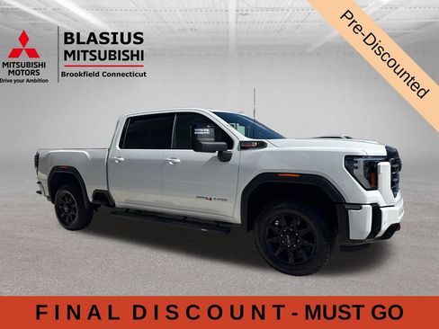 Used 2025 GMC Sierra 2500 AT4 AWD/4WD image 1