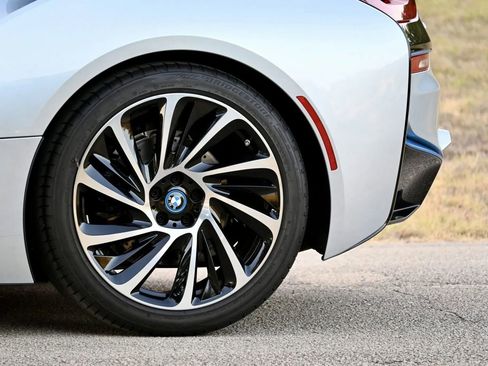 Used 2014 BMW i8 AWD/4WD image 11