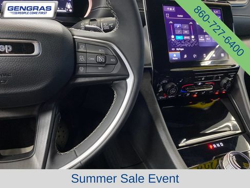 Used 2023 Jeep Grand Cherokee L Laredo AWD/4WD image 23