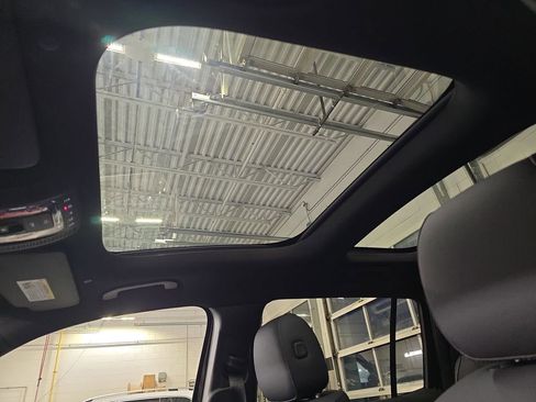 New 2026 Mercedes-Benz GLB 250 GLB 250 image 30