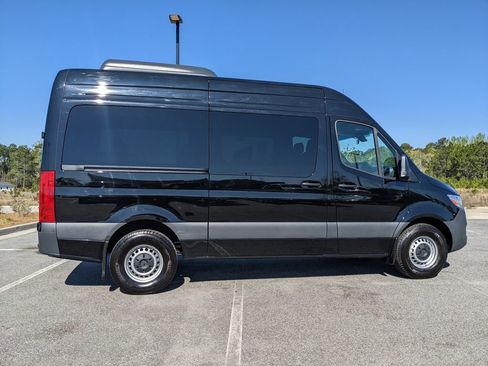 Used 2024 Mercedes-Benz Sprinter 2500 image 20