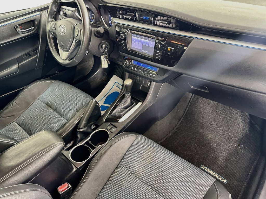 Used 2015 Toyota Corolla S FWD image 32
