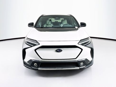 Used 2023 Subaru Solterra AWD image 2