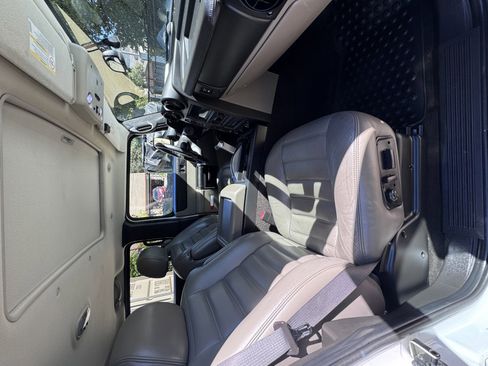 Used 2006 HUMMER H2 image 3