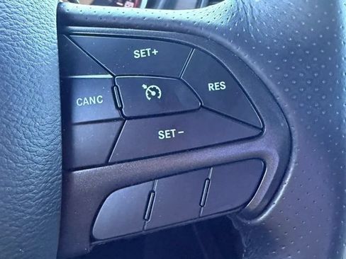 Used 2018 Dodge Challenger R/T Scat Pack RWD image 17